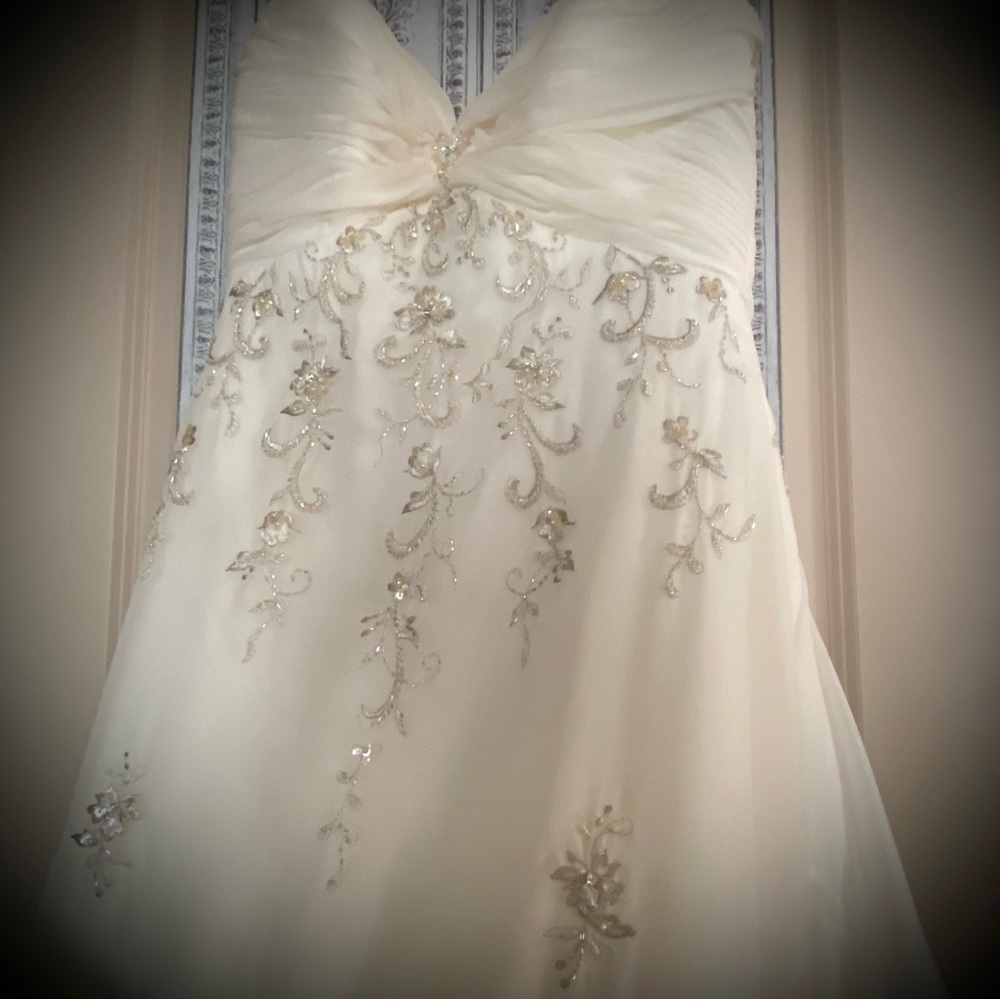👰🏻Angelique’s Sz-8 PreVintage-07 $650 Originally Bridal Wedding Gown Never Worn - Picture 5 of 16